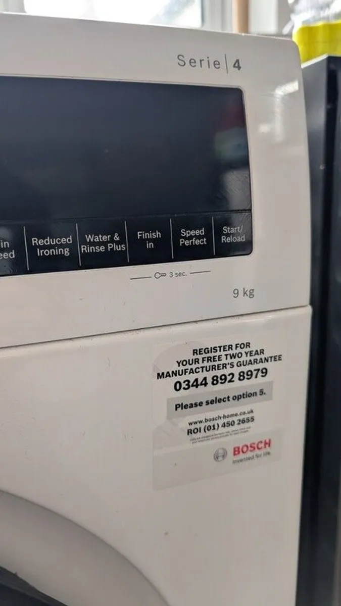 Bosch Series 4 WGG04409GB (9 kg, 1400 rpm) Washing machine - Image 3