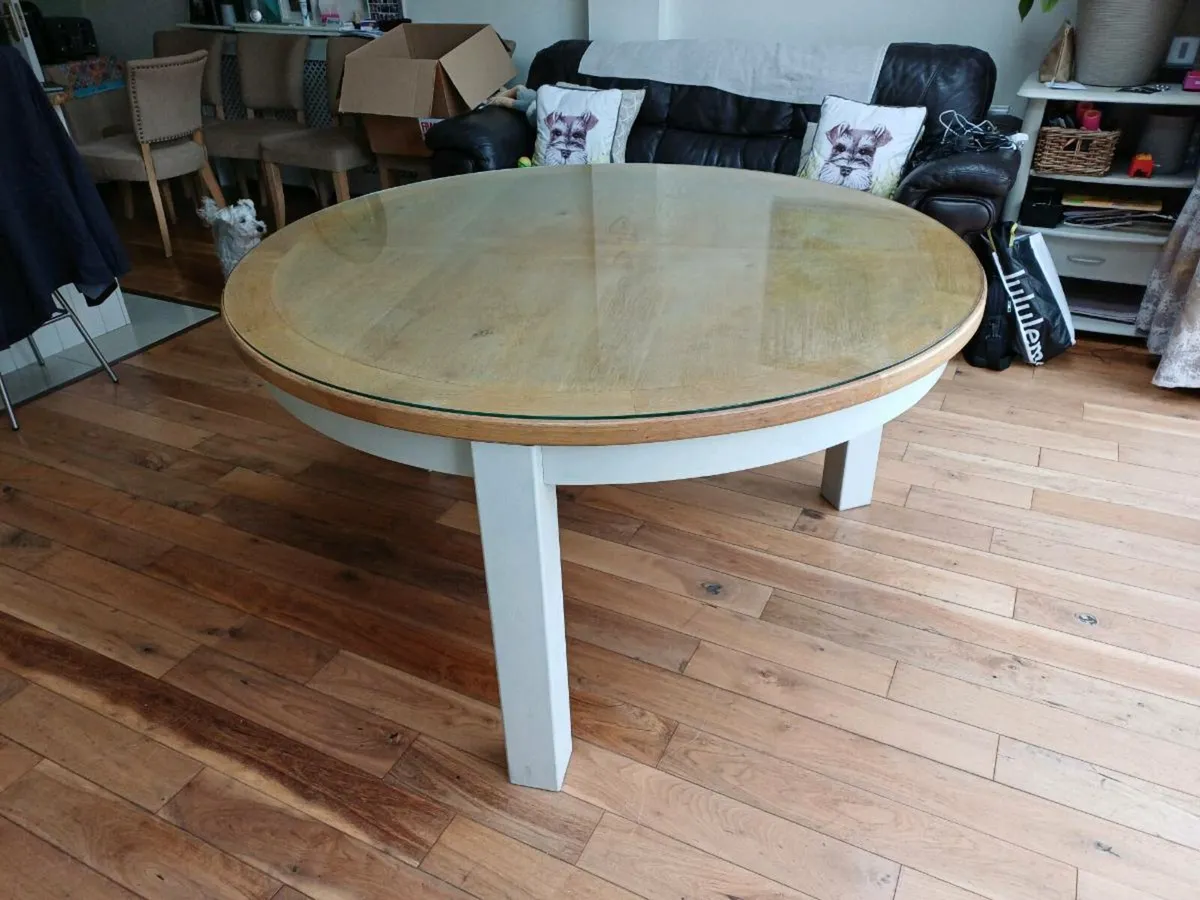 5' Solid Oak Round Table & Safety Glass Top - Image 2