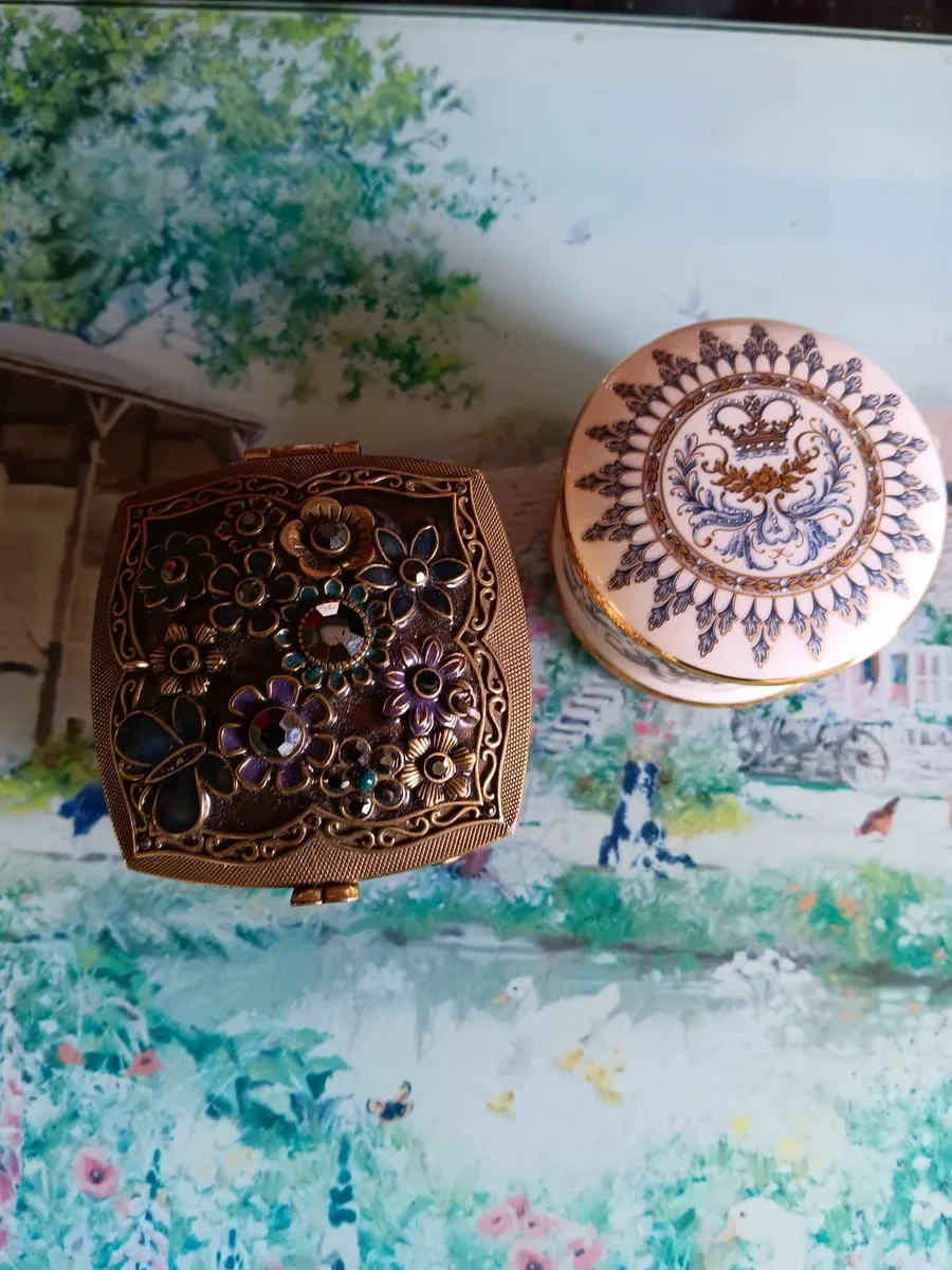 Vintage trinket boxes - Image 1