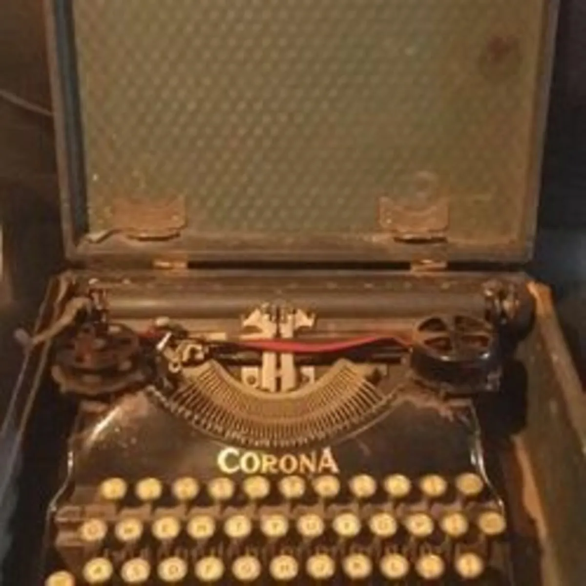 Antique Typewriter made in Groton N.Y. USA - Image 2