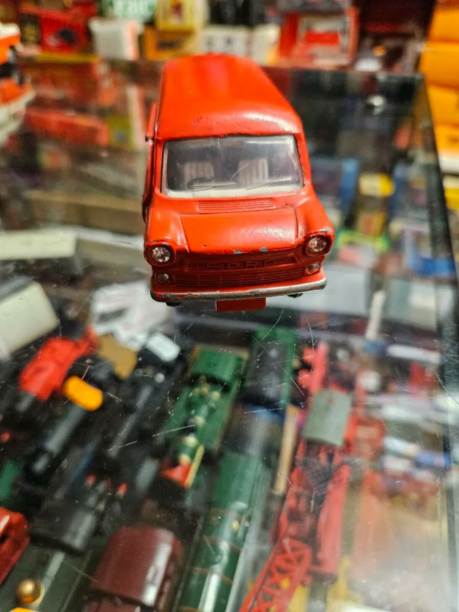 Dinky 1970's Ford Transit Avis Van - Image 2