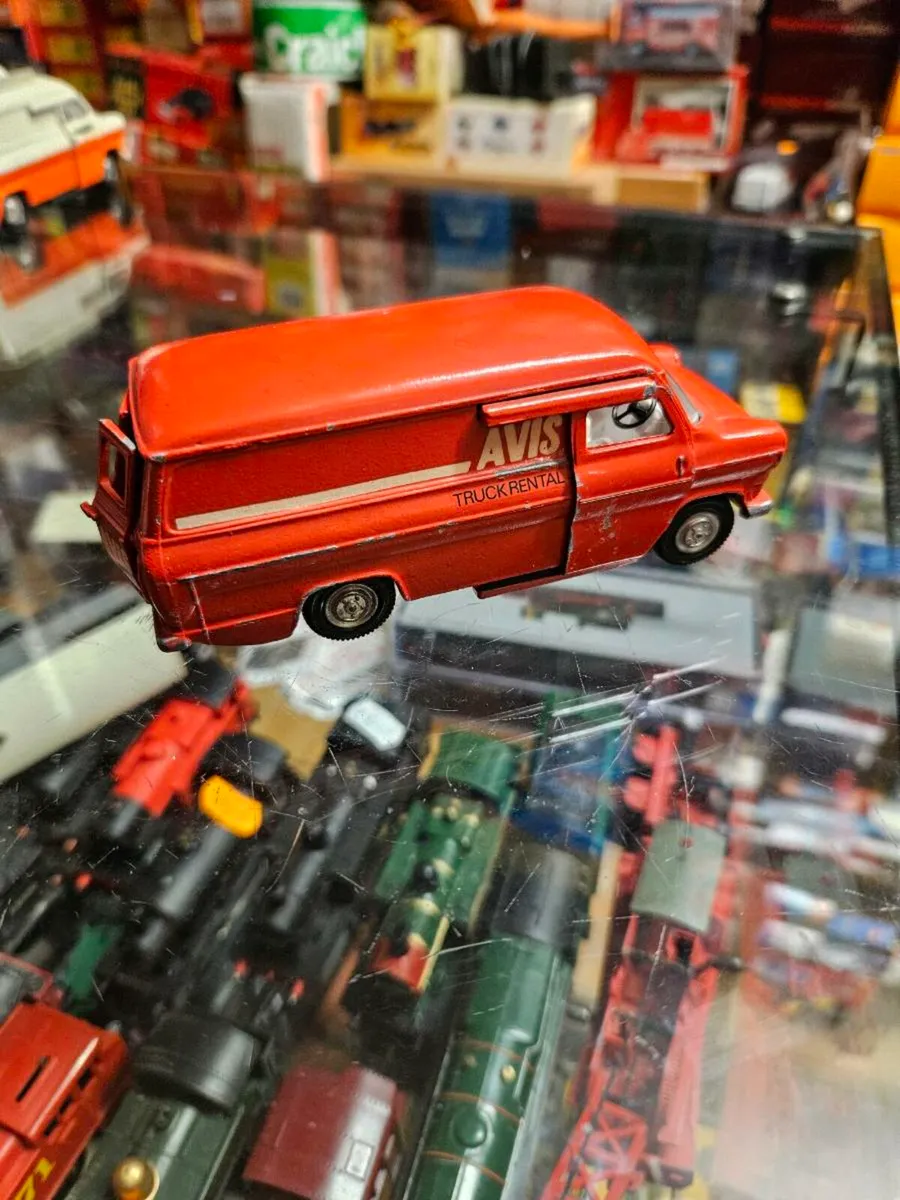 Dinky 1970's Ford Transit Avis Van - Image 3