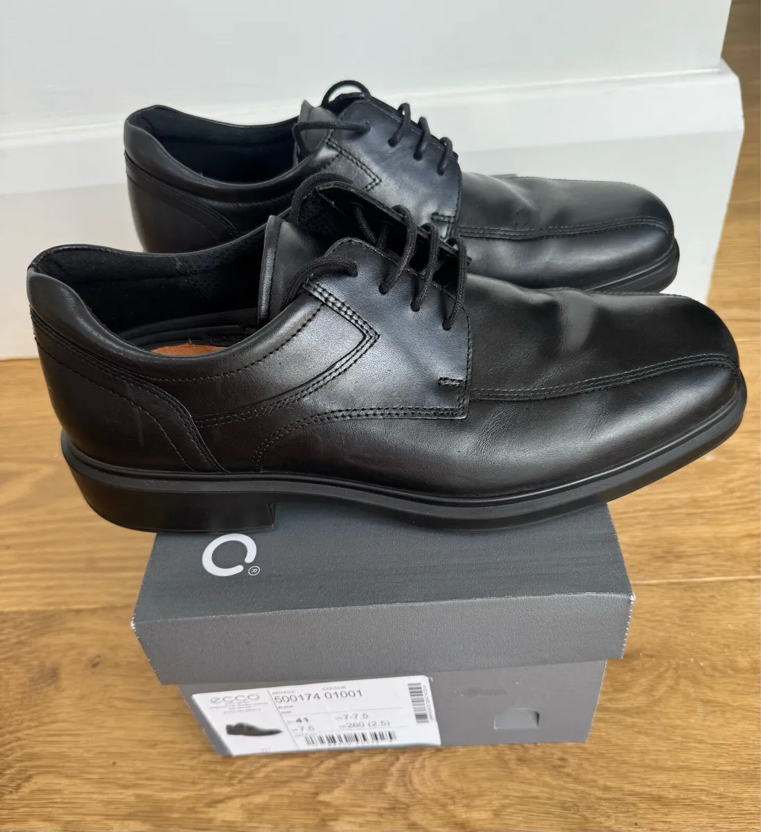Ecco Mens Black Shoes - Image 1
