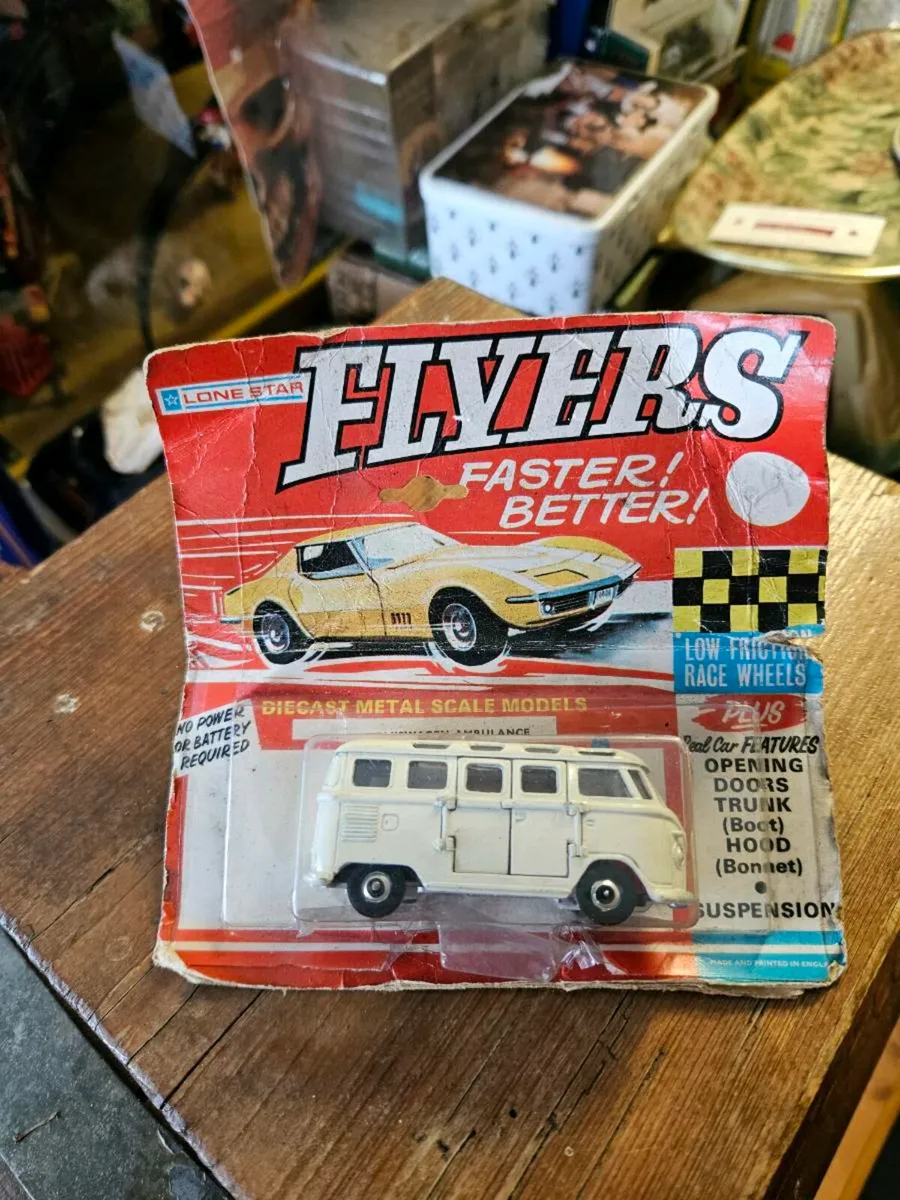 Corgi Lonestar VW Camper Van - Image 1