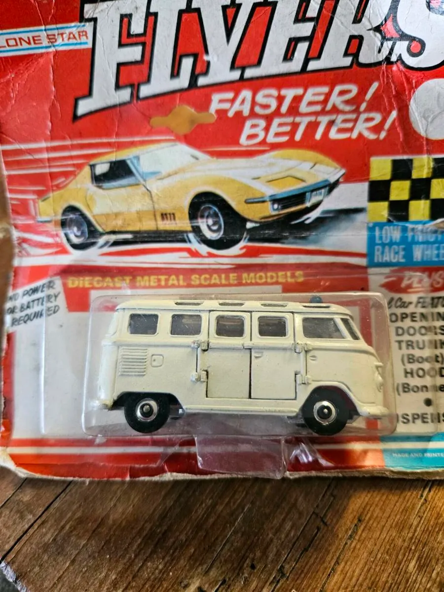 Corgi Lonestar VW Camper Van - Image 2