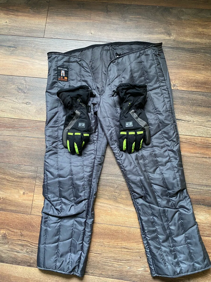 Richa Motorcycle Protective Gear – Size XL - Image 3