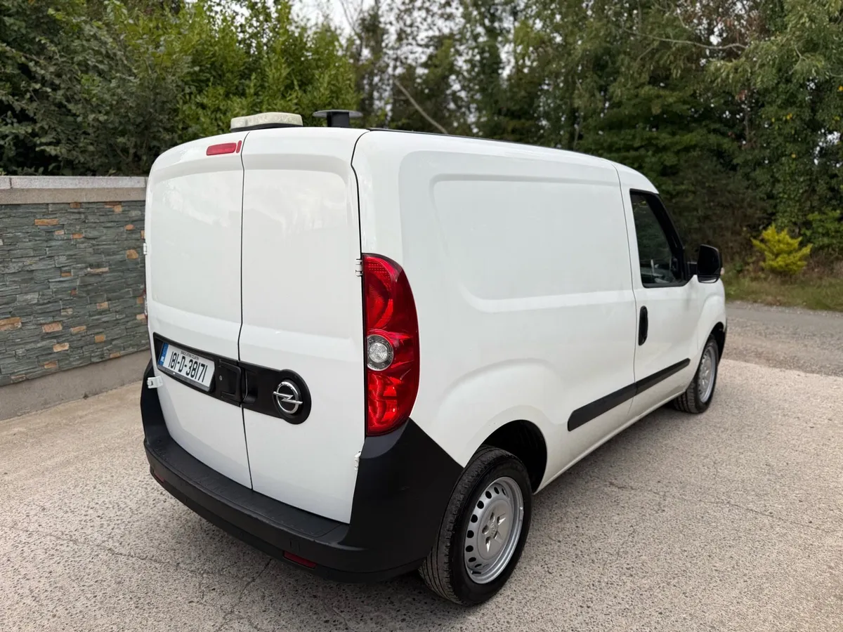 2018 Opel combo 1.3cdti new doe - Image 3