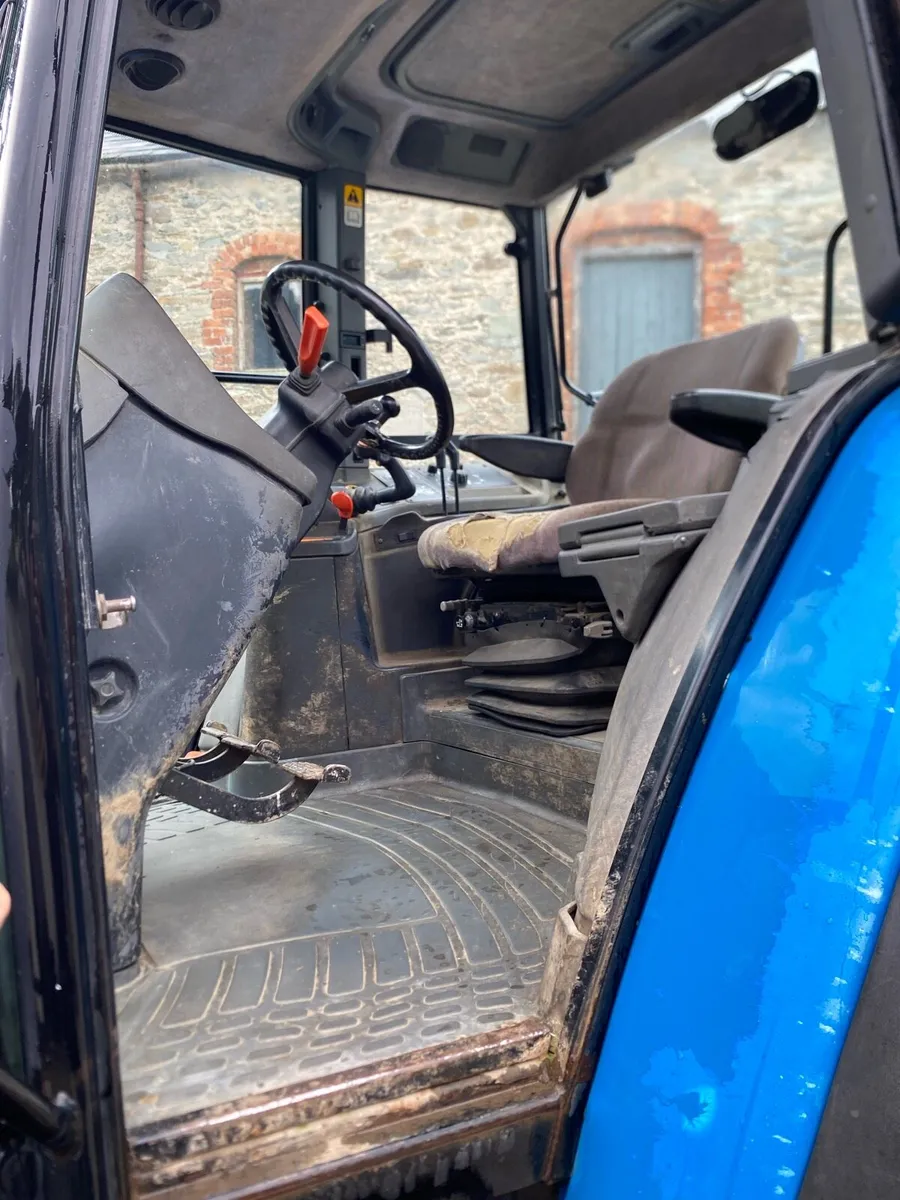 New Holland 8160 - Image 4