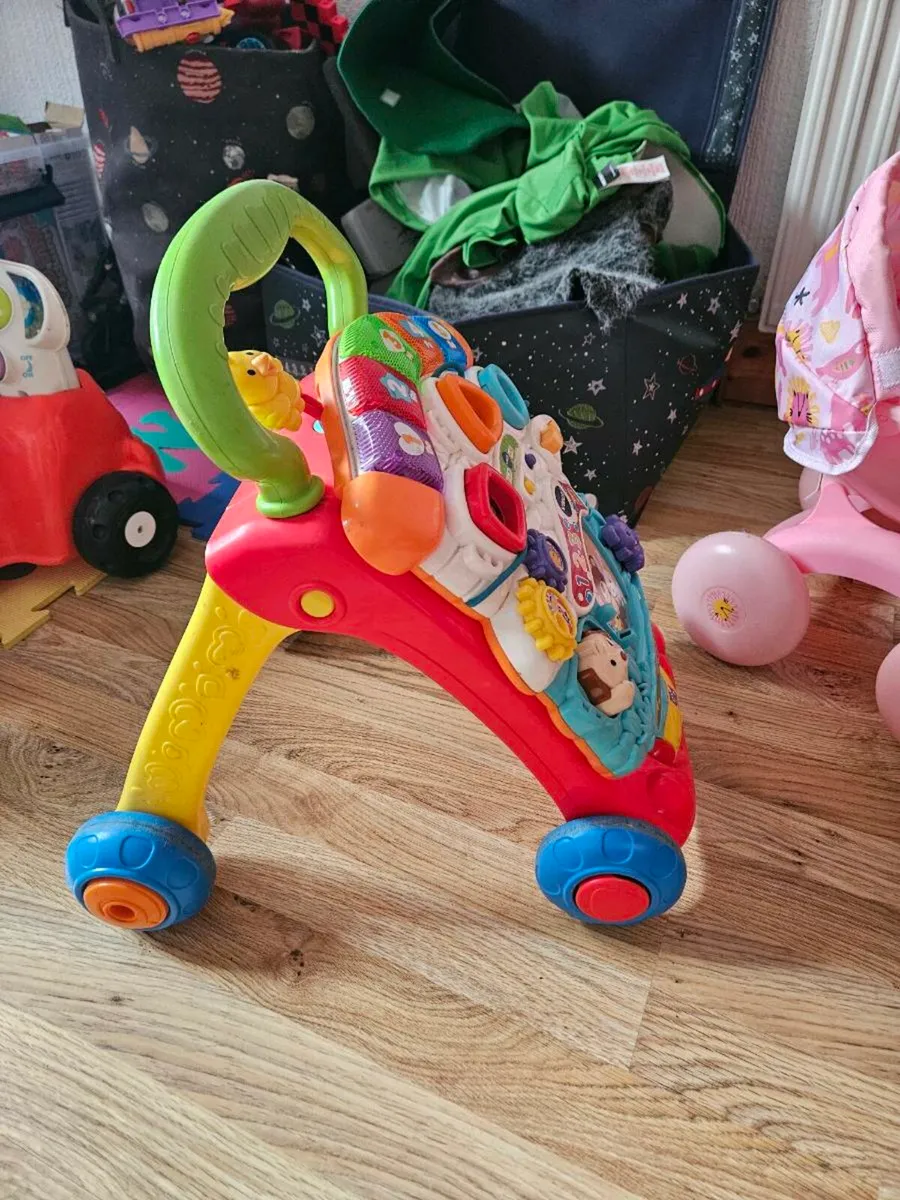 Vtech First Steps Walker - Image 2