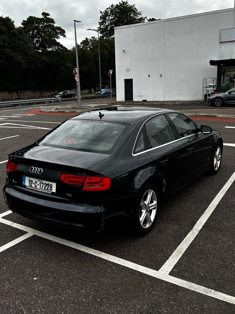 Audi A4 2012 - Image 4