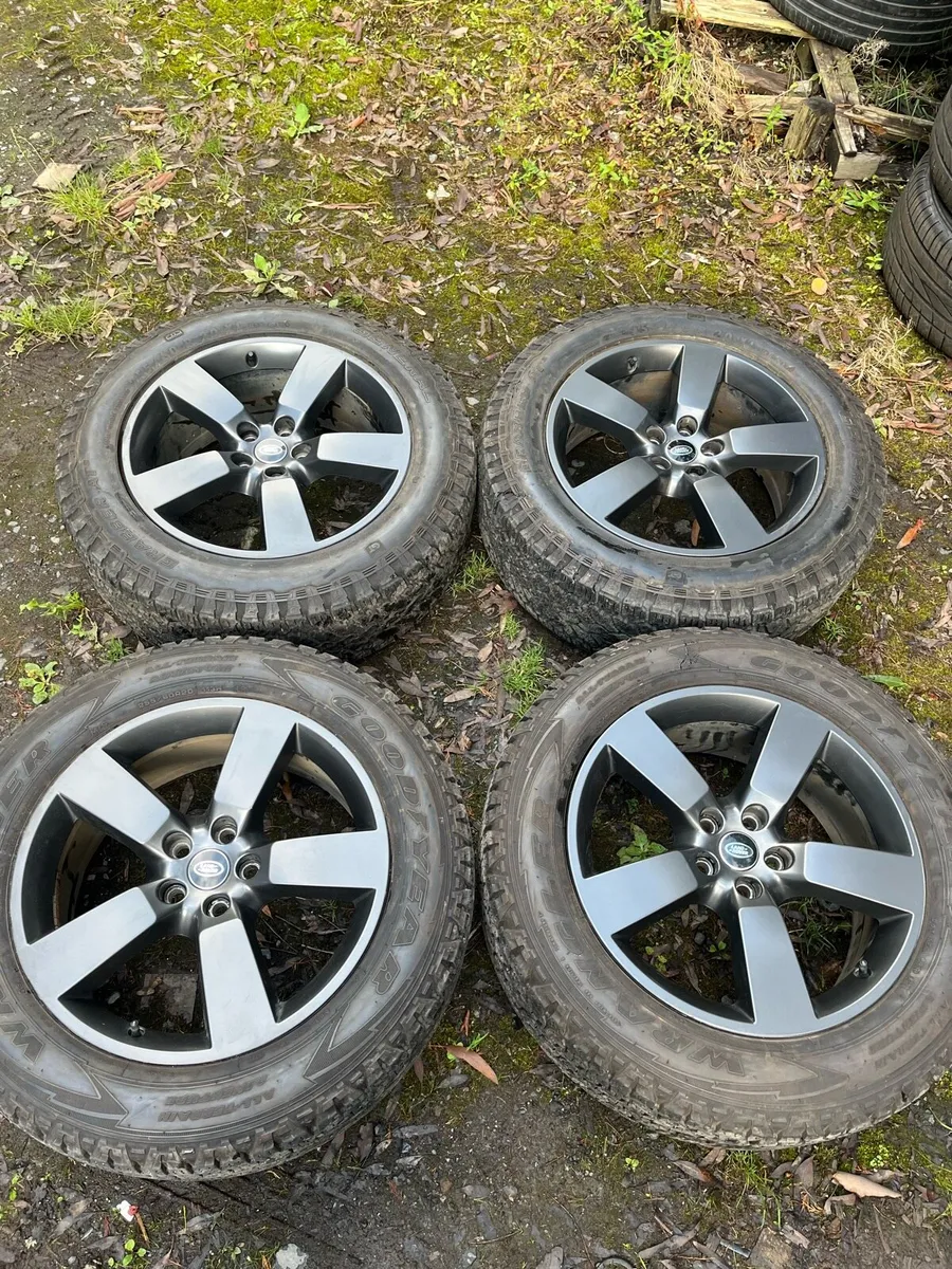 20’ Genuine Land Rover 5x120 alloy wheels - Image 1