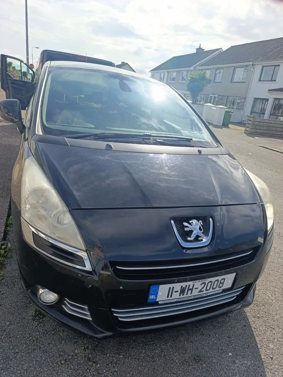 Peugeot 5008 - Image 1
