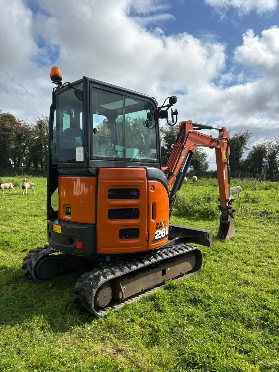 Hitachi 26U - Image 2