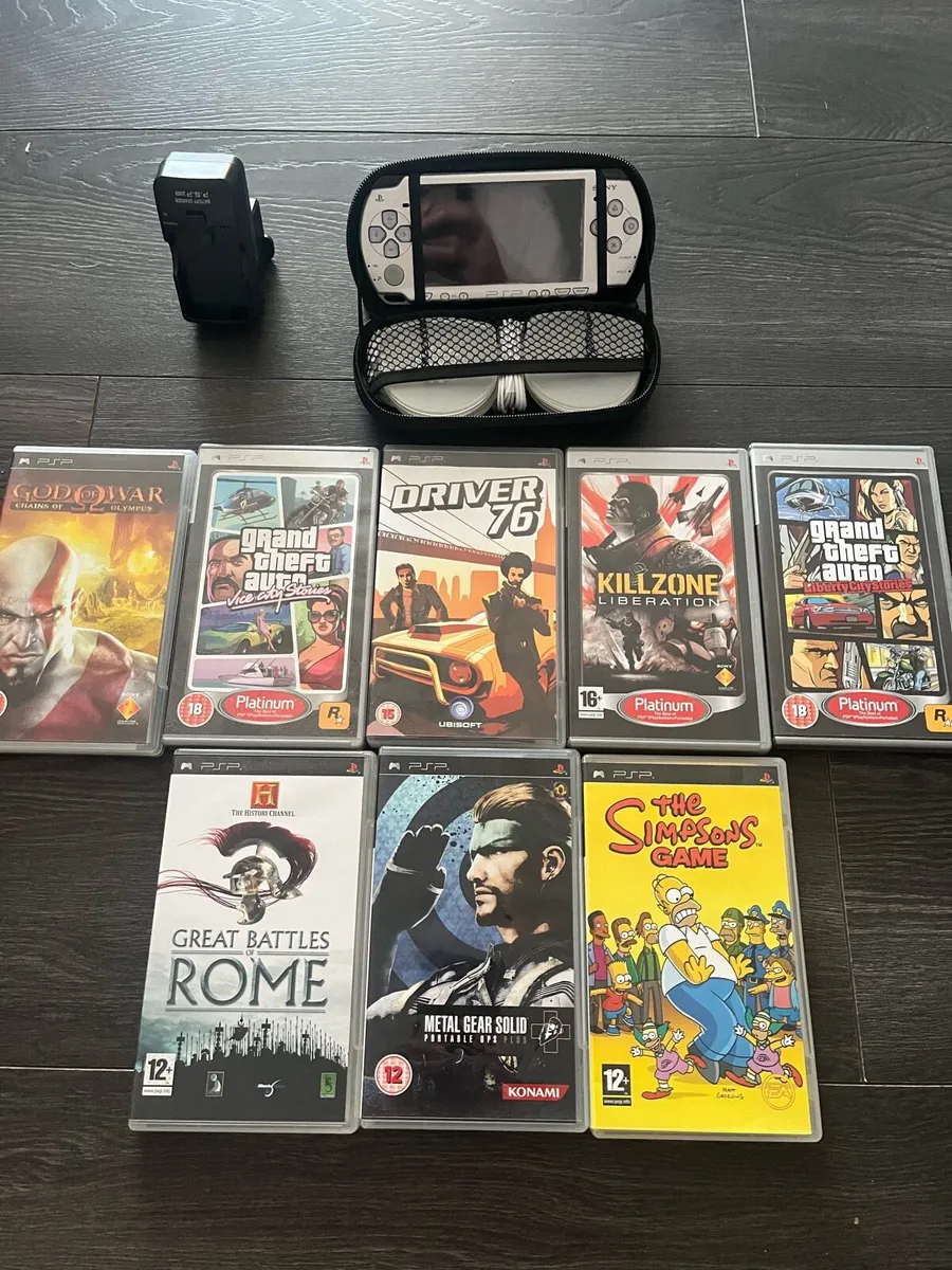 PSP & 8 Games - Image 1