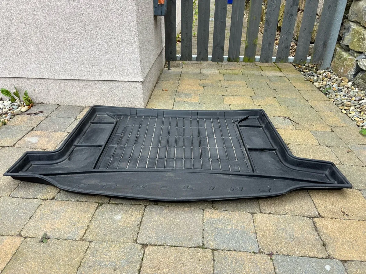 Boot liner - Honda Civic 9th gen - Image 1