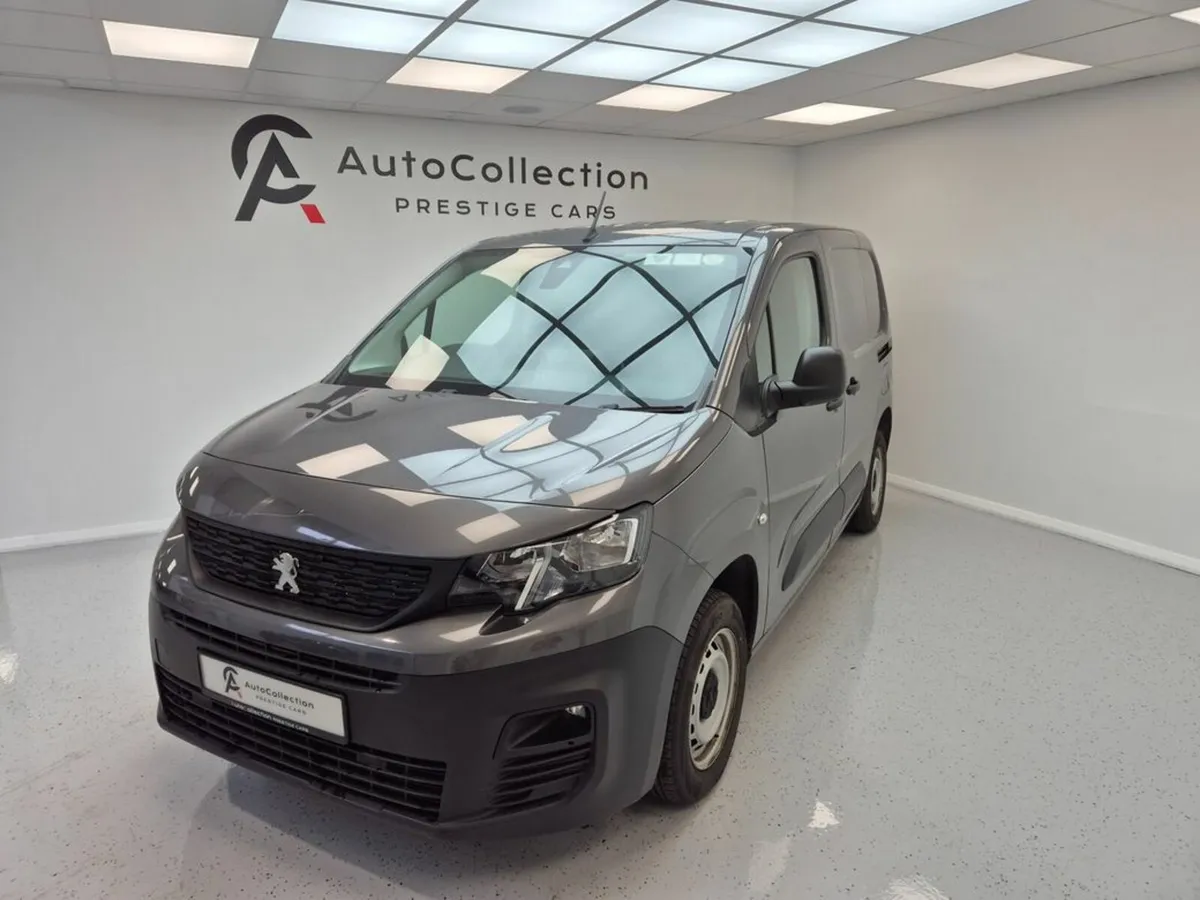 Peugeot Partner **Professional Plus**1 TON CAPACIT - Image 2