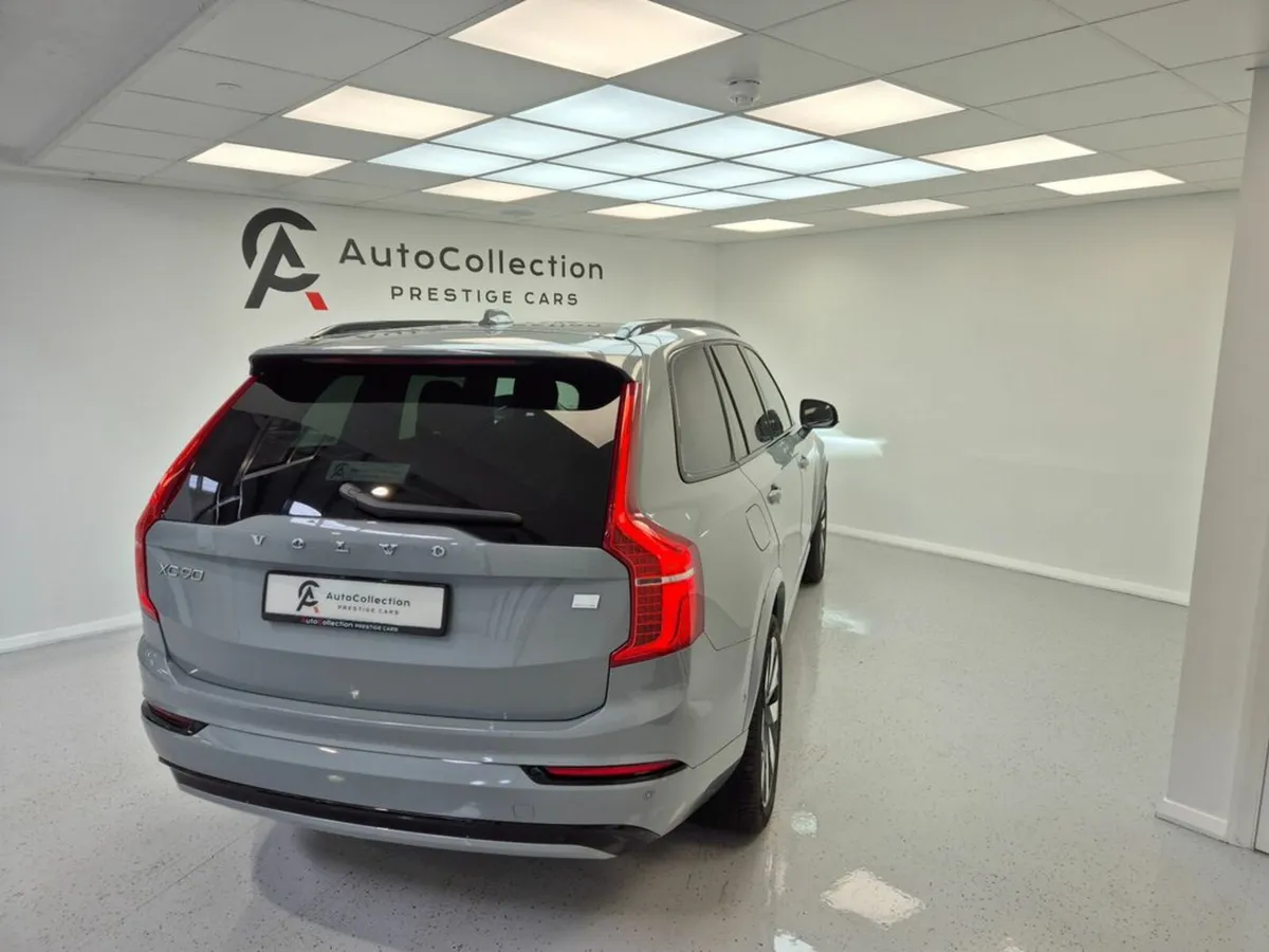 Volvo XC90 **T8 RECHARGE PLUG-IN HYBRID**PLUS**DAR - Image 4