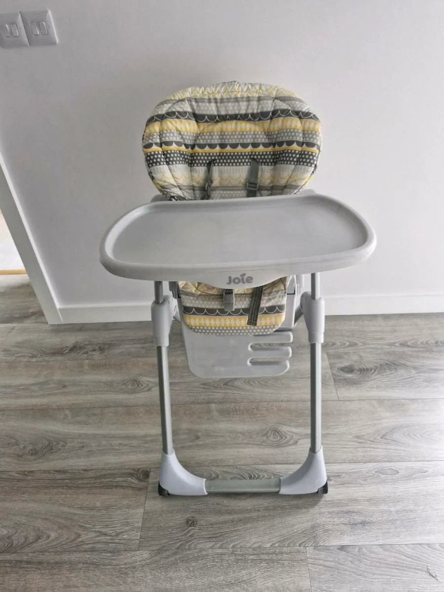 Baby high chair - Image 4