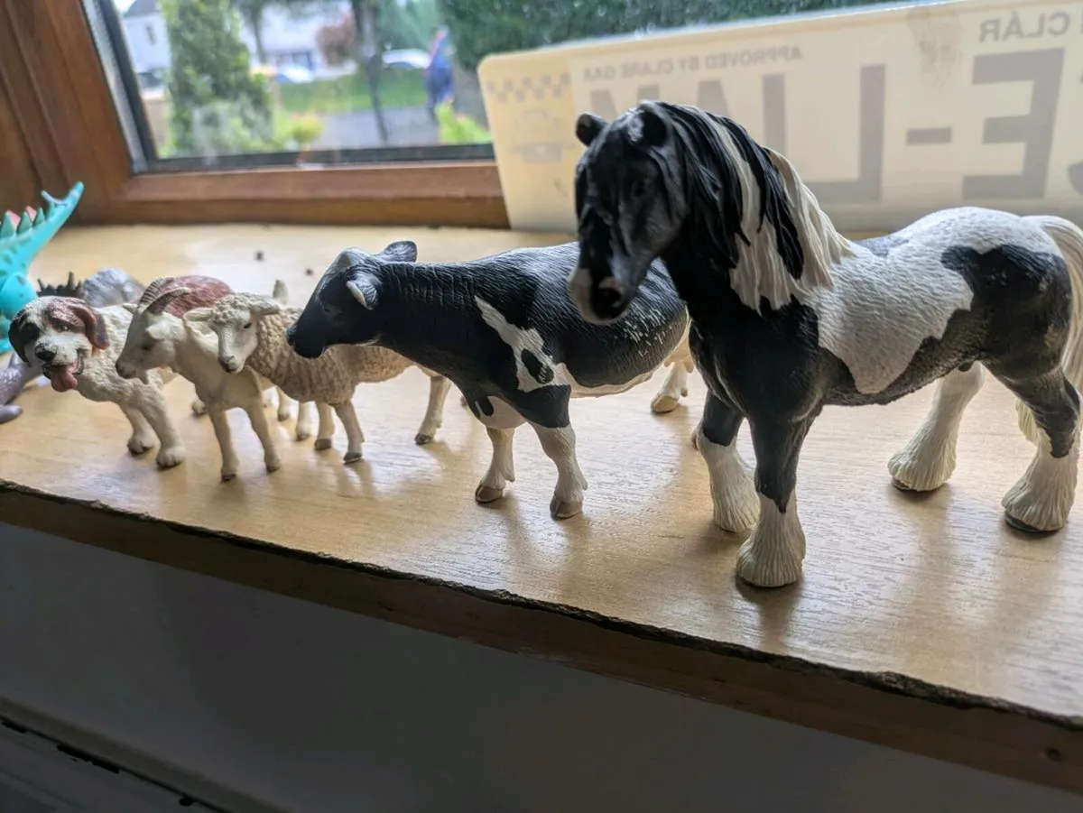Animal figurines - Image 3
