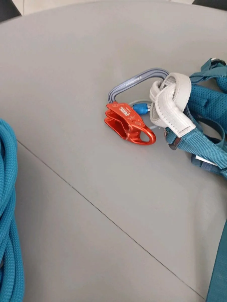 Climbing gear - Image 4