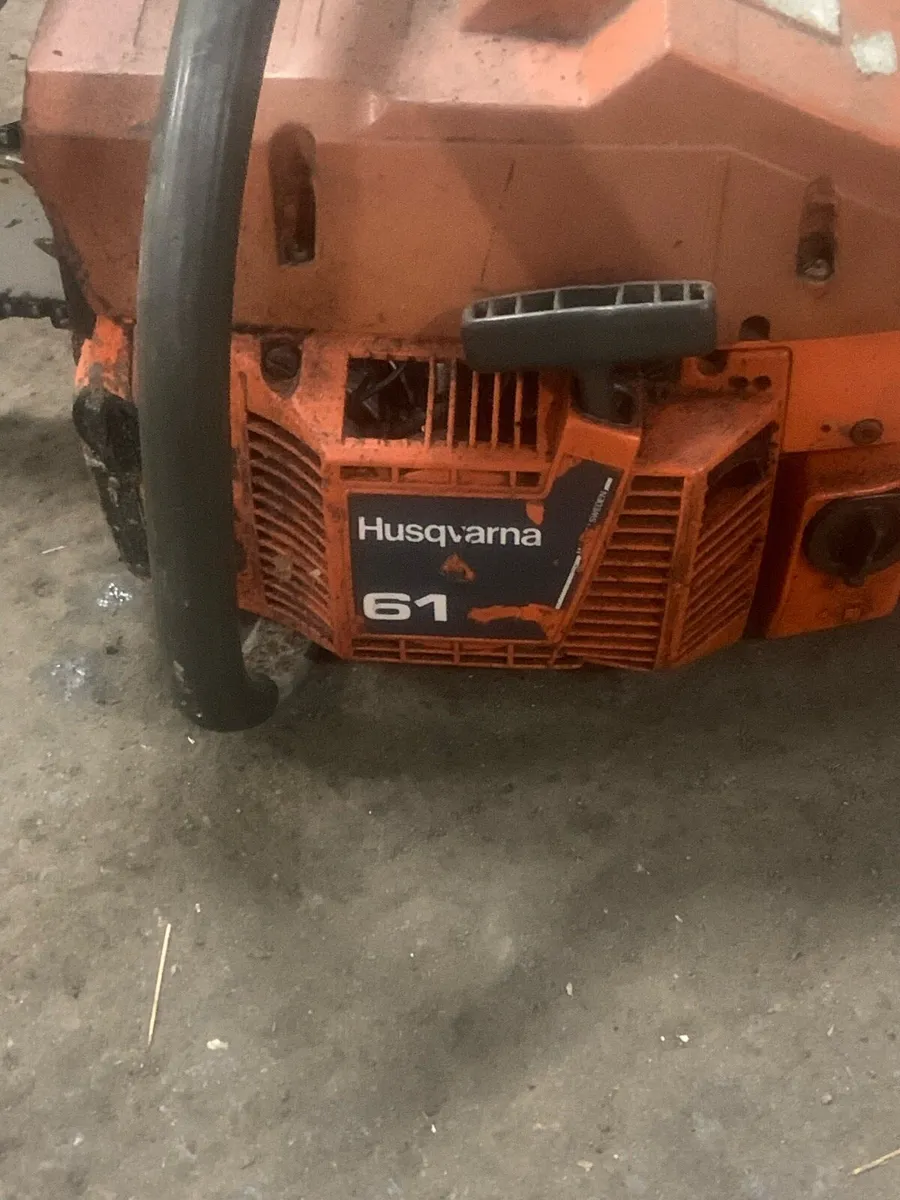 Husqvarna 61 chainsaw - Image 1