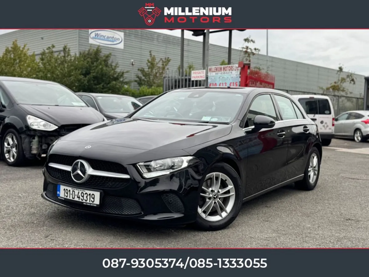 Mercedes-Benz A-Class A180 TOP Spec Low KMS - Image 4