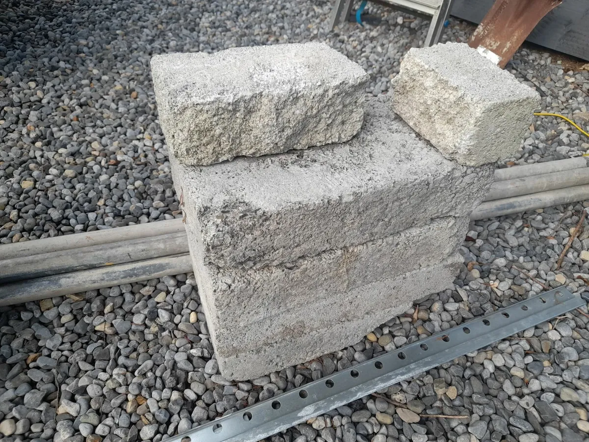 x16 concrete blocks - refurbished/salvaged - Image 2