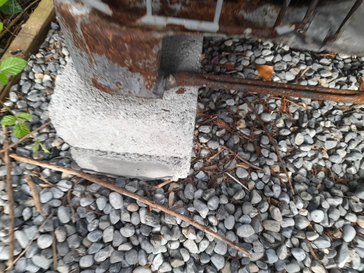 x16 concrete blocks - refurbished/salvaged - Image 4