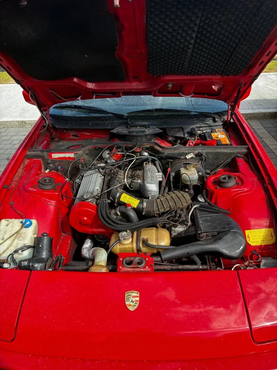 1984 Porsche 924 2.0L - Image 3