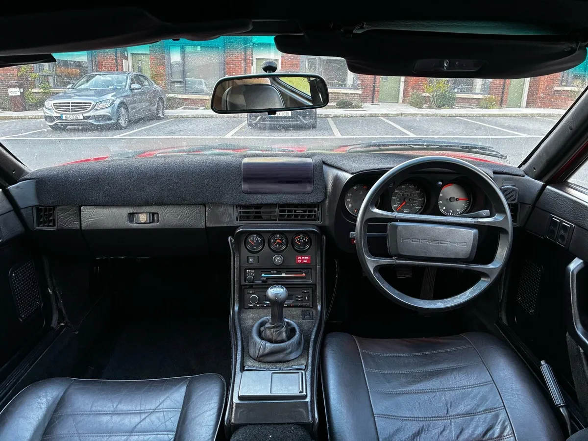 1984 Porsche 924 2.0L - Image 4