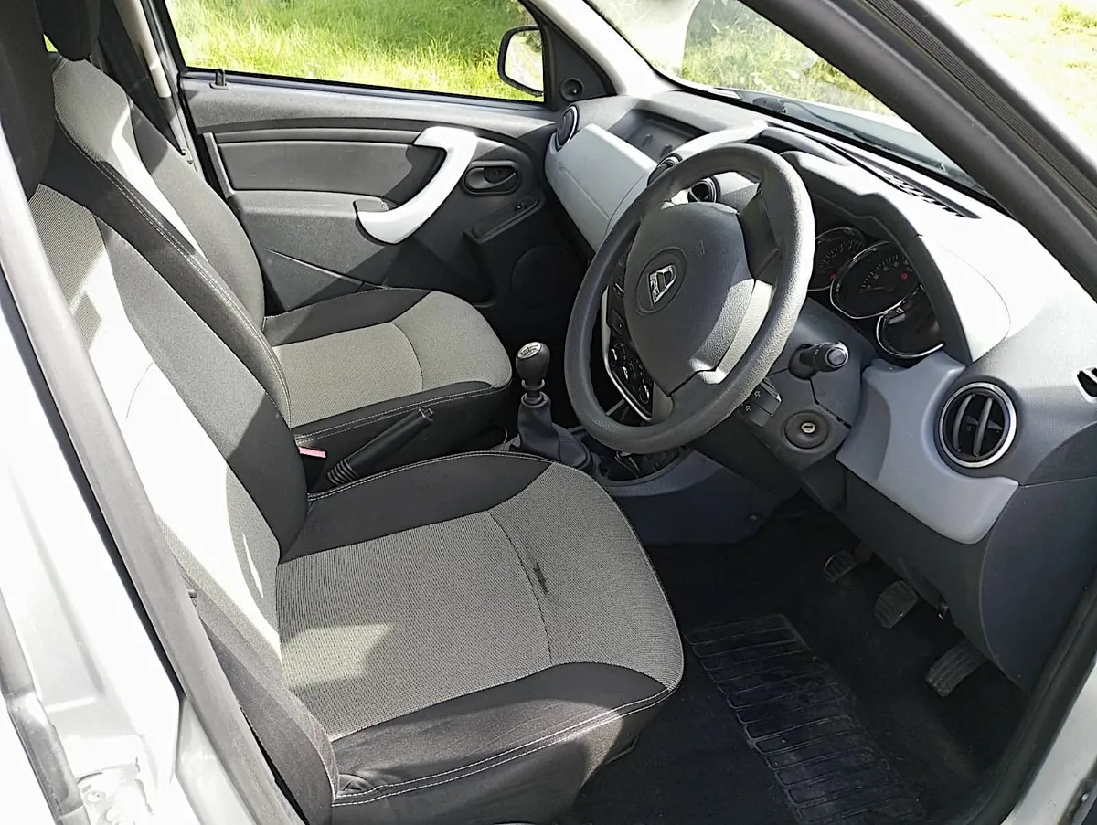 Dacia Duster 2015 - Image 4