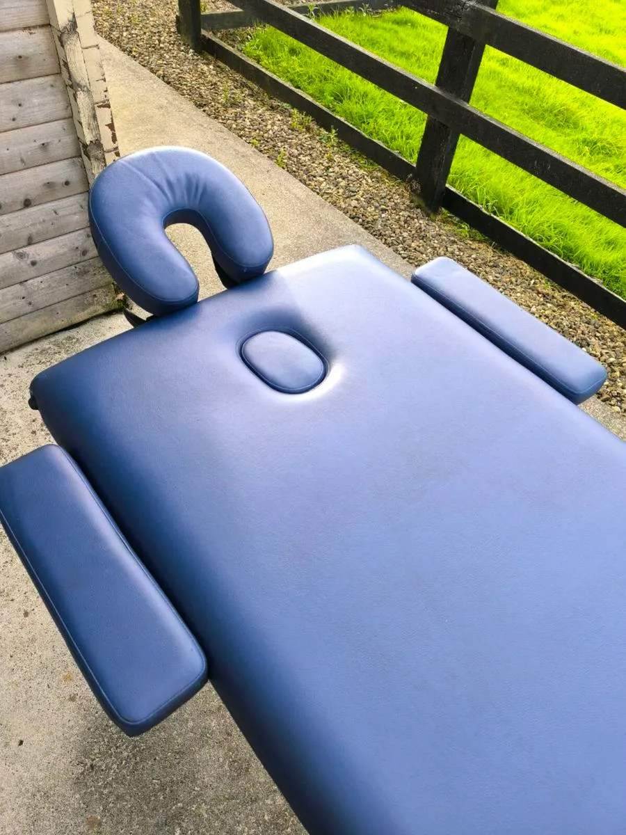 PortaLite Massage Table - Image 2