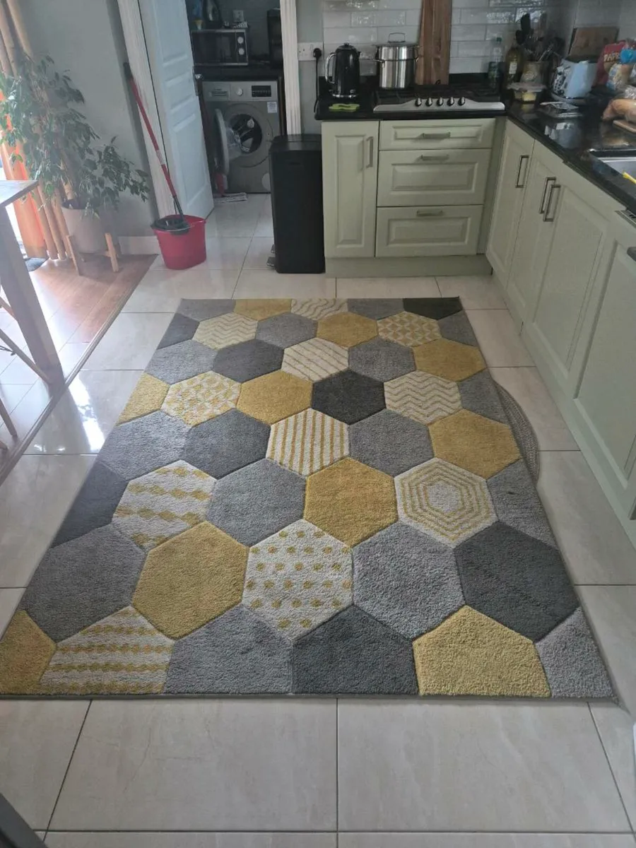 Rug - Image 2