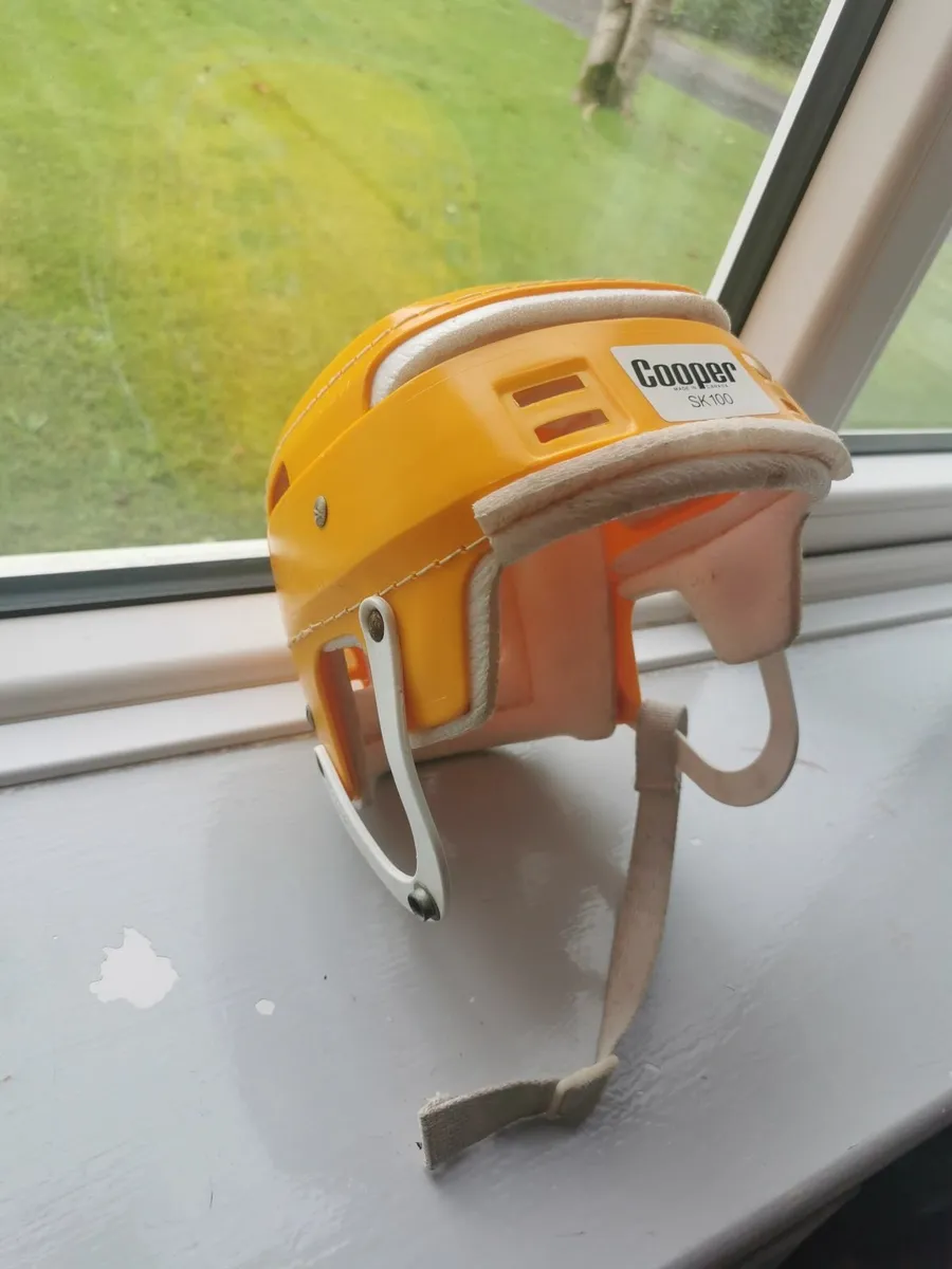 Flawless Old Cooper Helmet - Image 1