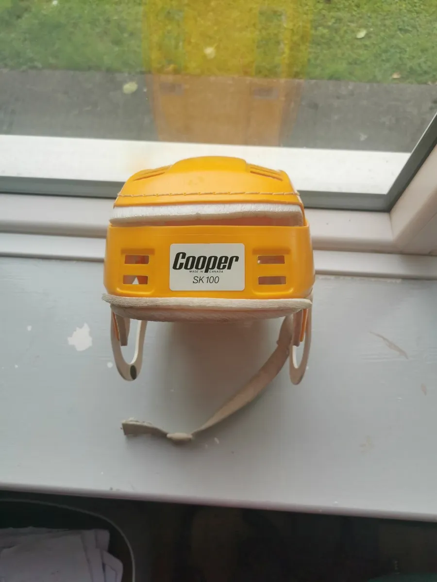 Flawless Old Cooper Helmet - Image 2