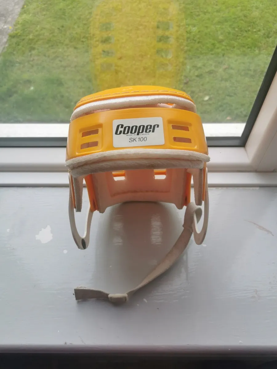 Flawless Old Cooper Helmet - Image 3