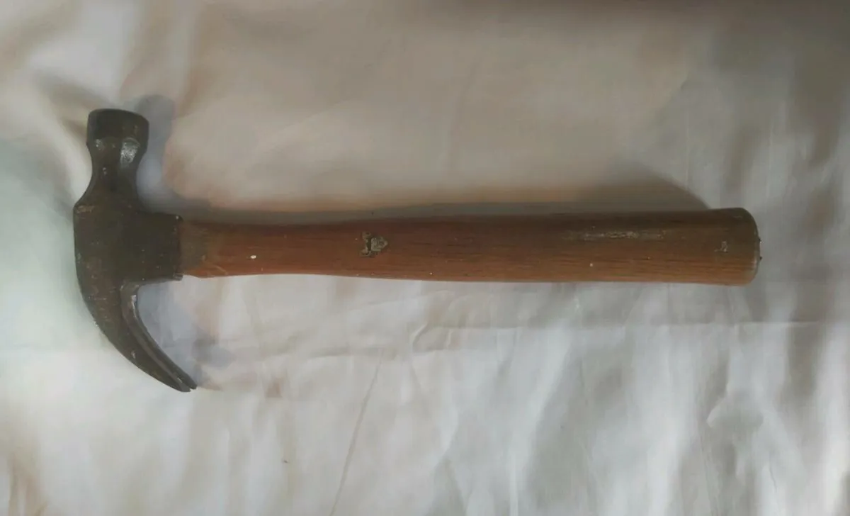 2 x 16oz Claw Hammers. - Image 2