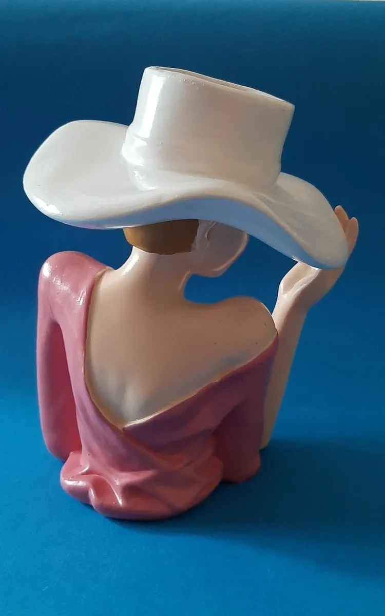 Vase - Image 4