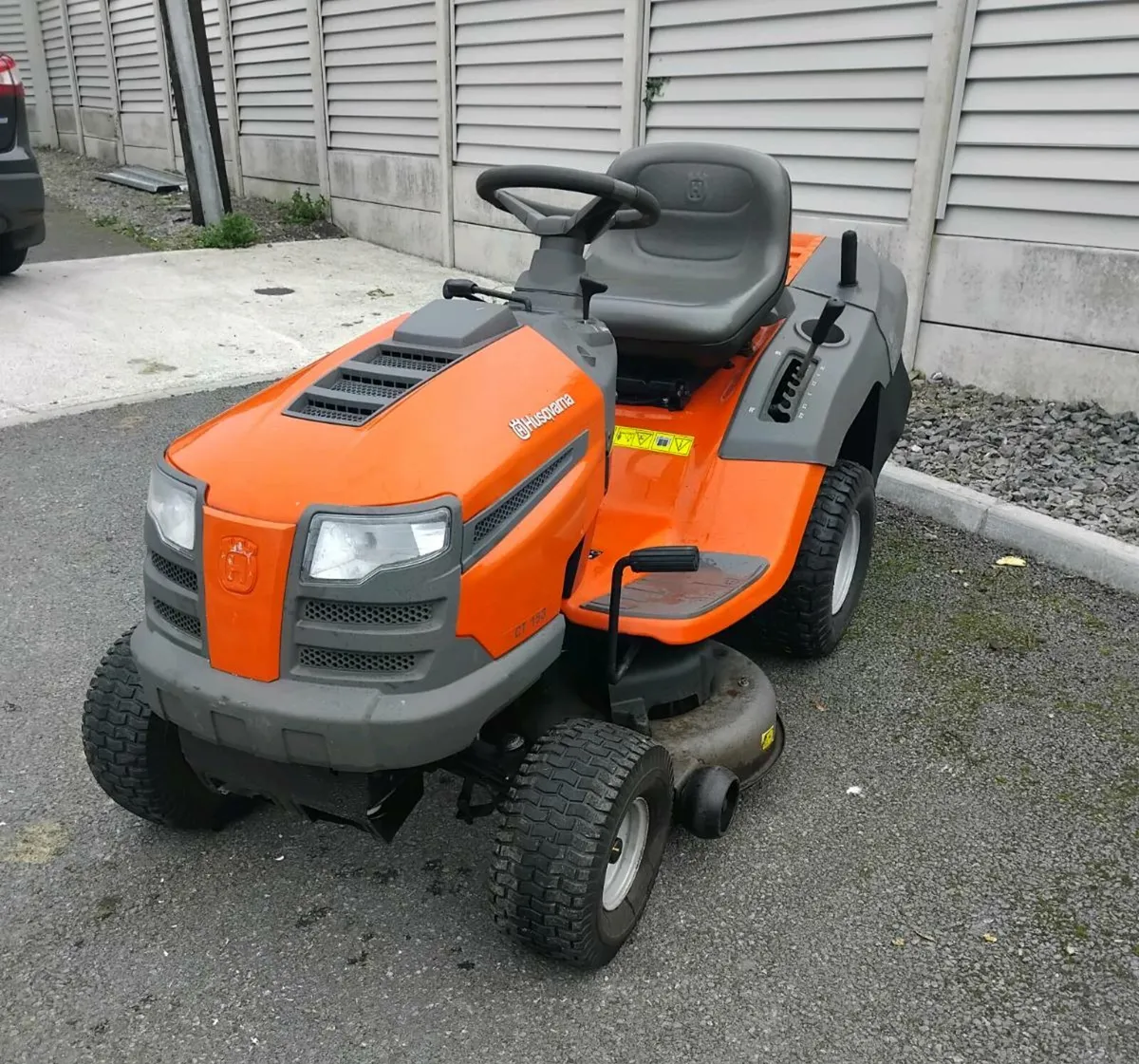 Ride on lawnmower 2017 - Image 2