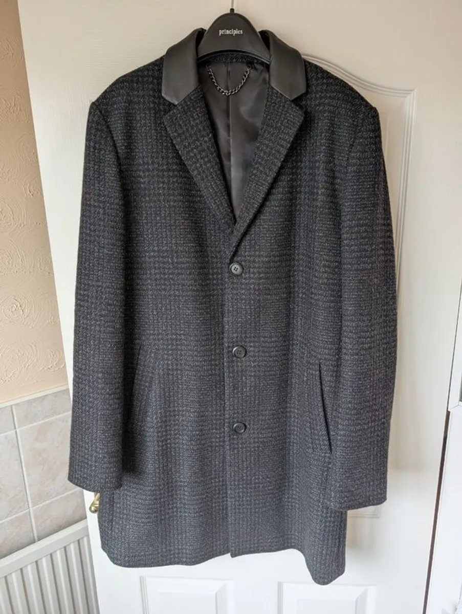River Island overcoat - Image 1