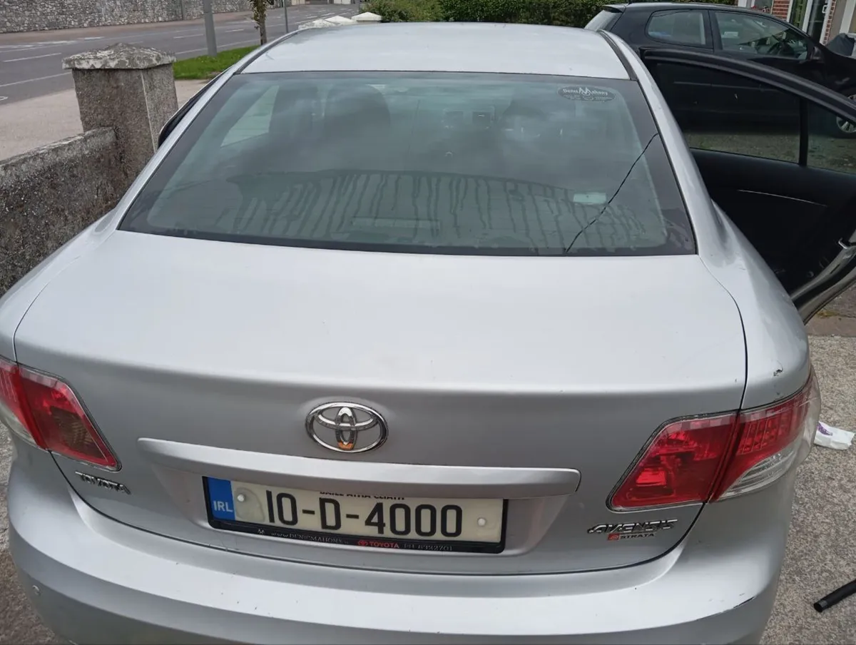 Toyota Avensis 2010 - Image 3