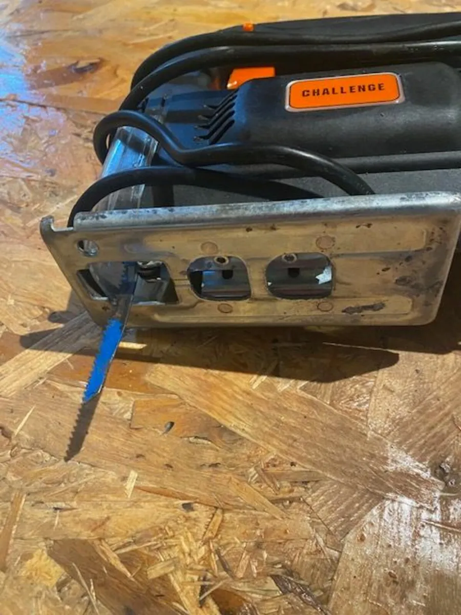Tool box with tools - Image 3