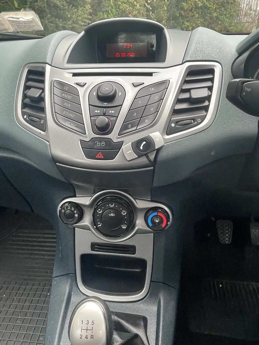 Ford Fiesta - Image 3