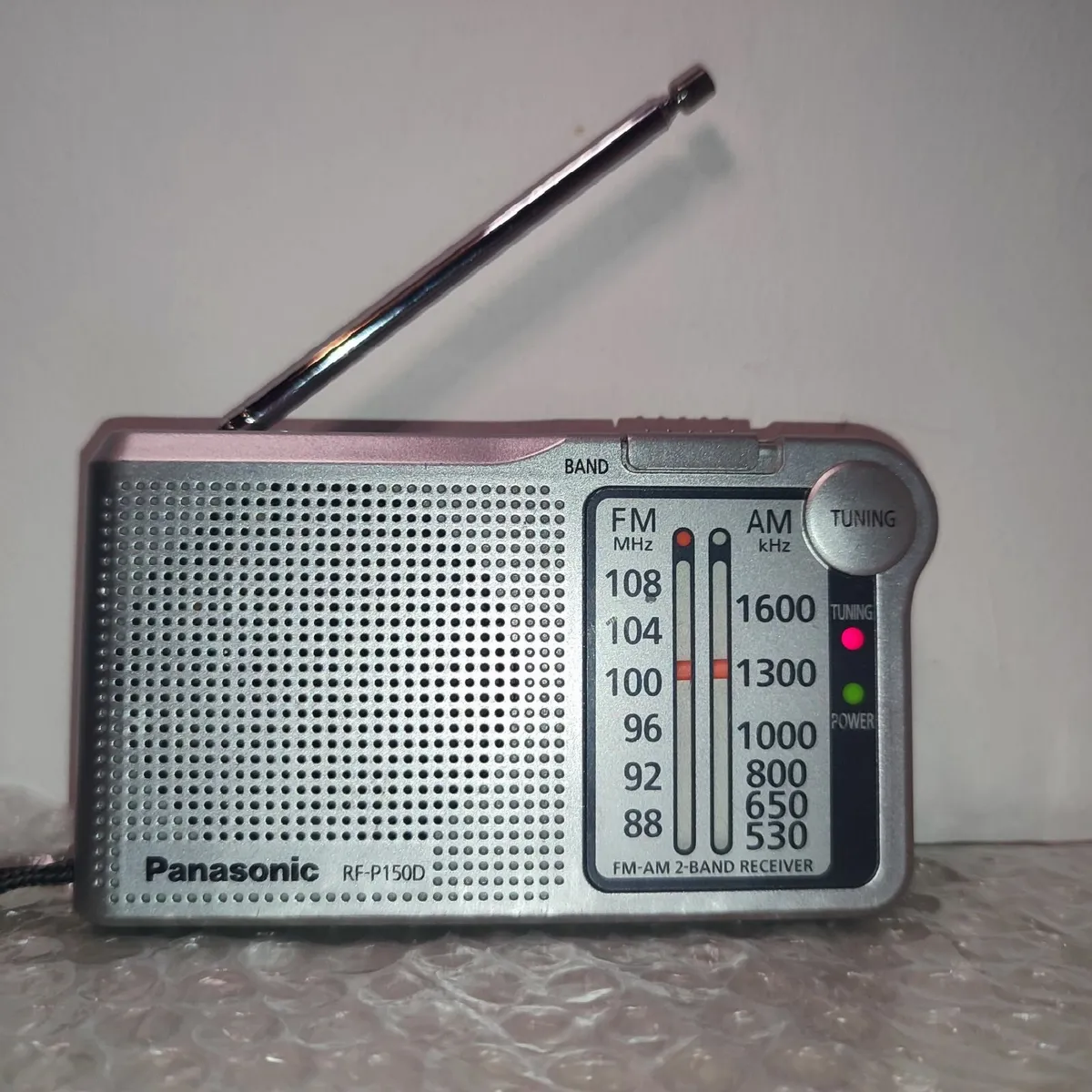 Panasonic RF-P150D FM/AM Pocket Radio 2-band Recei - Image 1