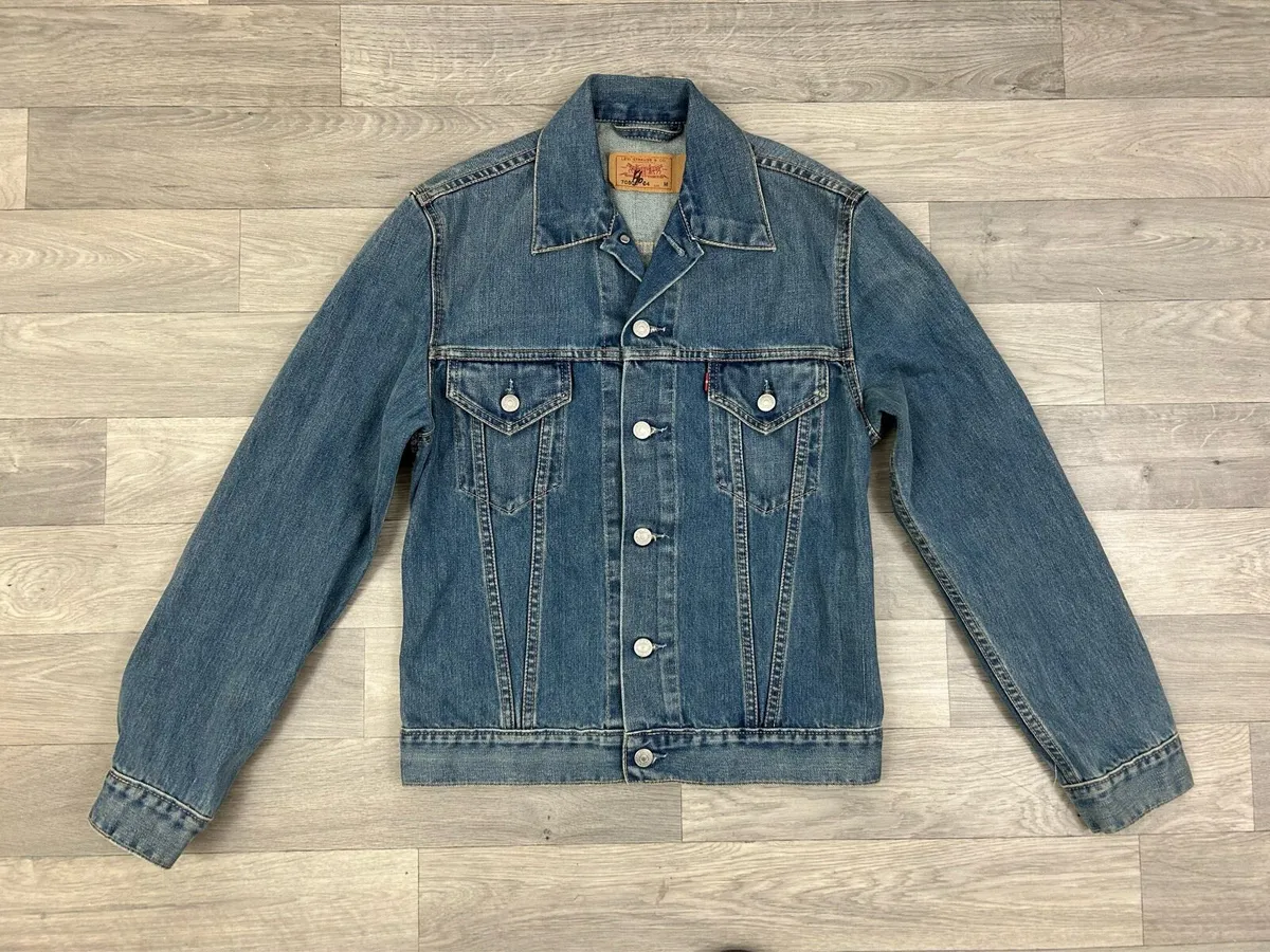 Vintage Levi's 70500 04 Trucket Denim Jacket - Image 1