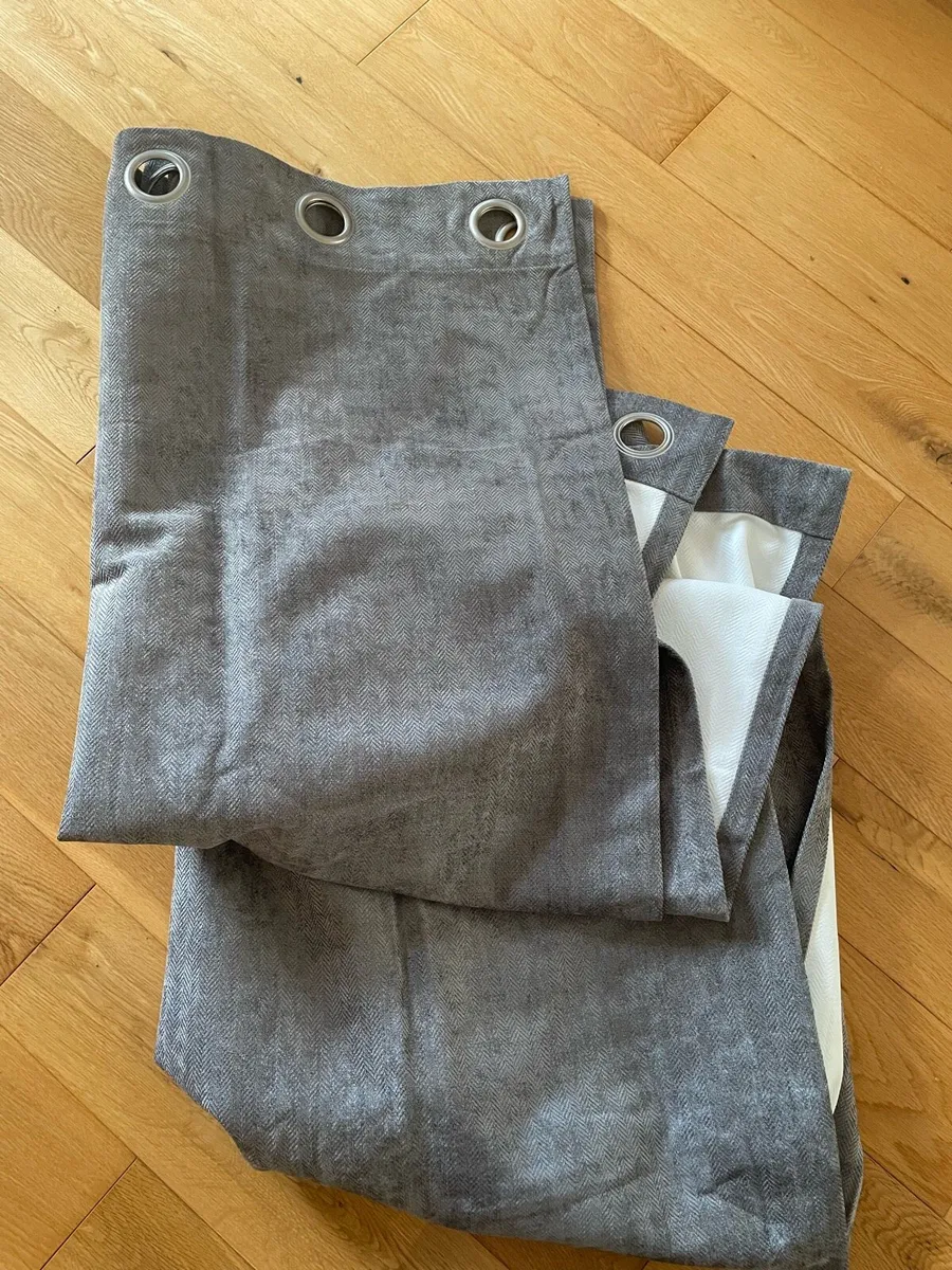 2 x pairs of blackout curtains - Image 1