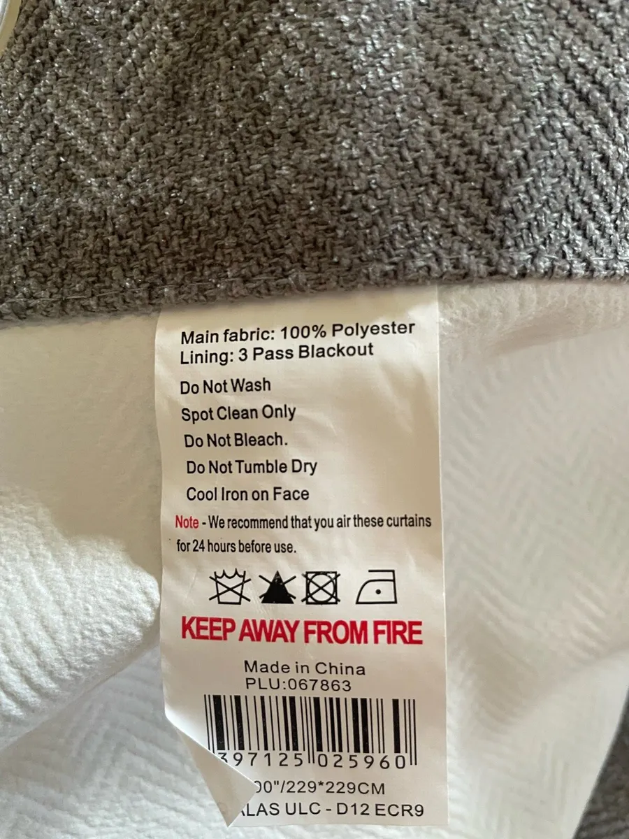 2 x pairs of blackout curtains - Image 4