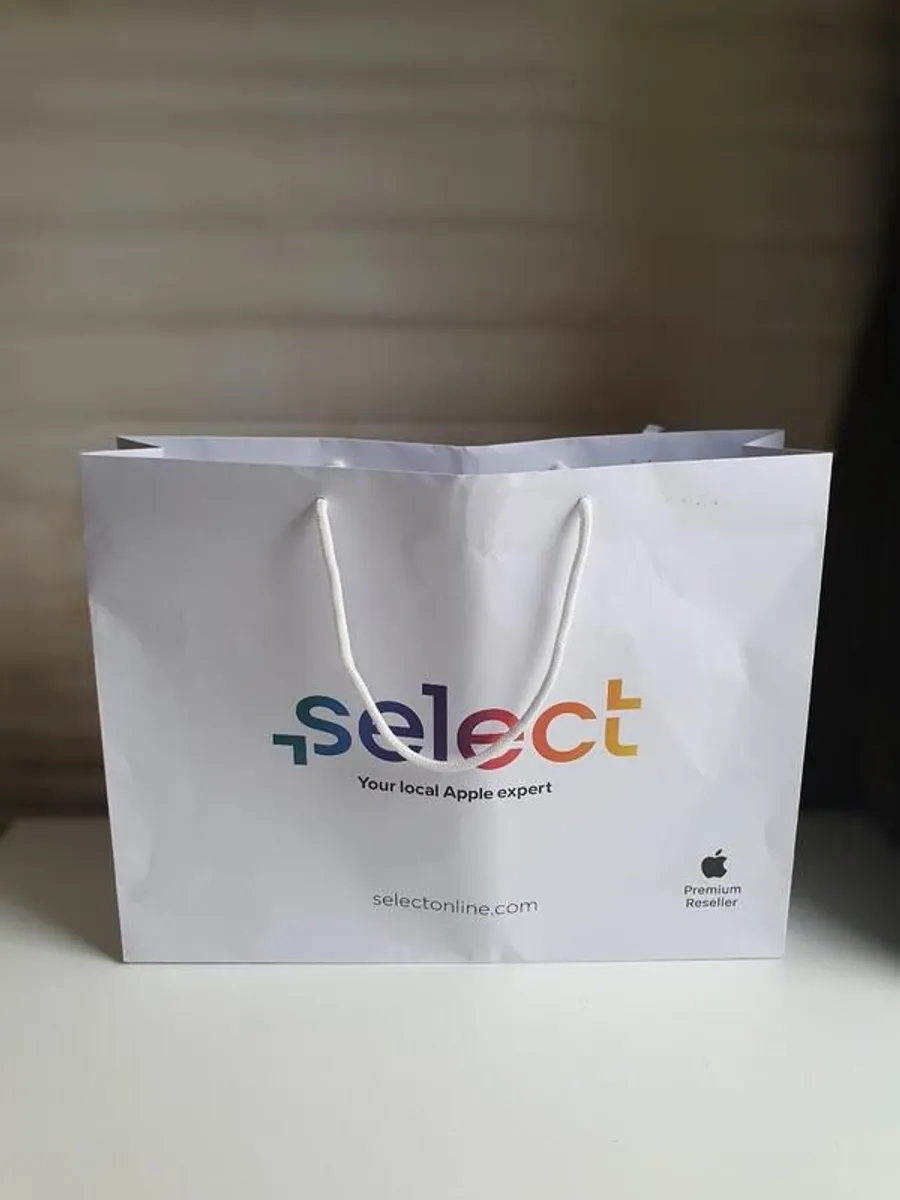 Brand New MacBook Air 13 in M4 16GB RAM 512GB SSD Sky Blue 3 Years Warranty Sealed - Image 4