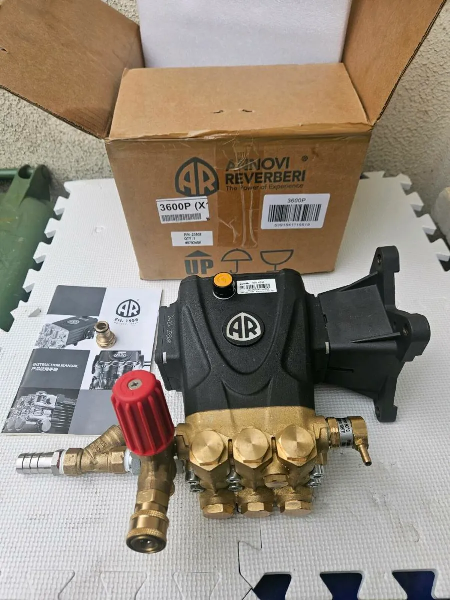 Pressure washer pump "new" - Image 1
