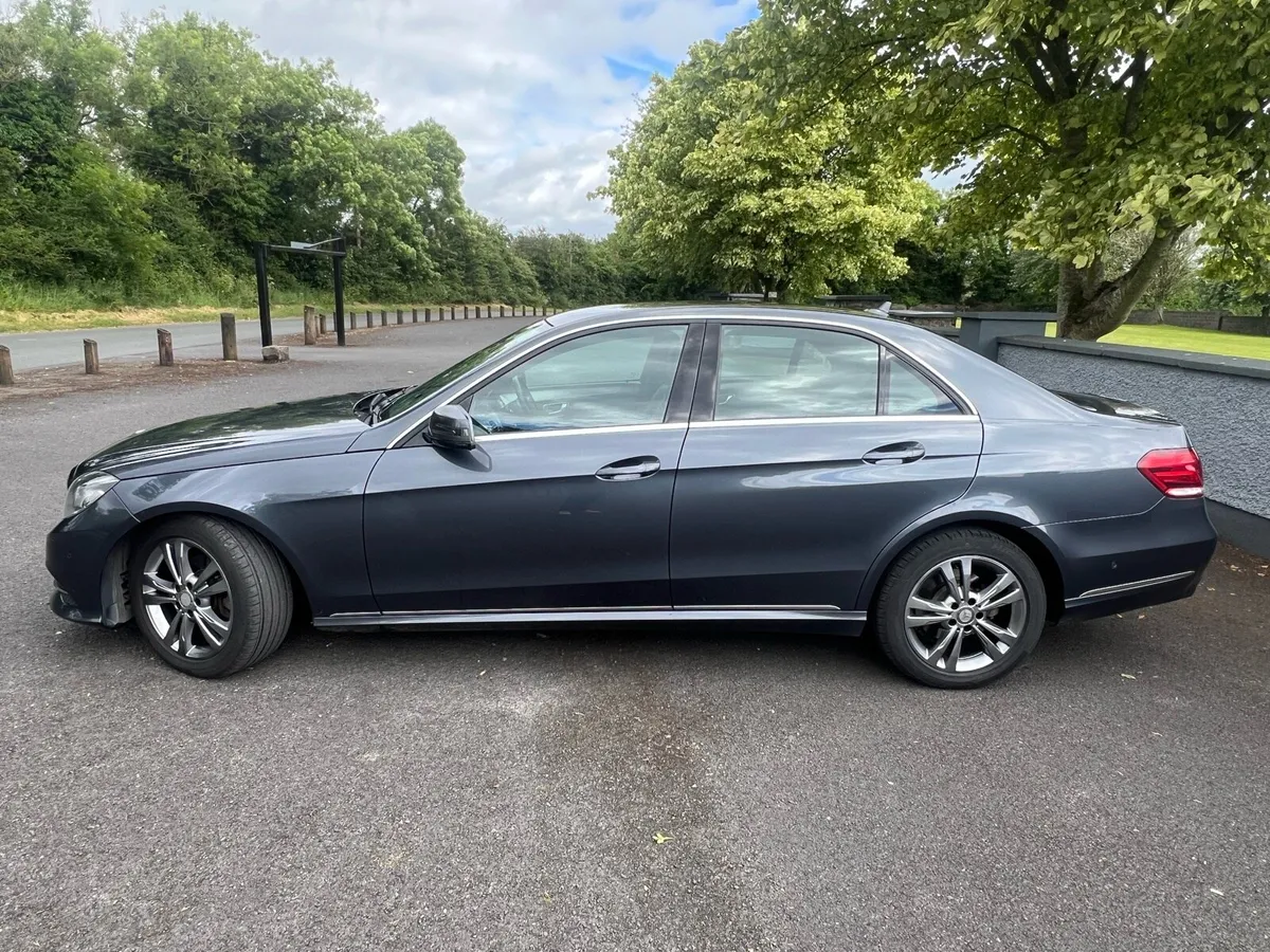 Mercedes E220 2014 - Image 3